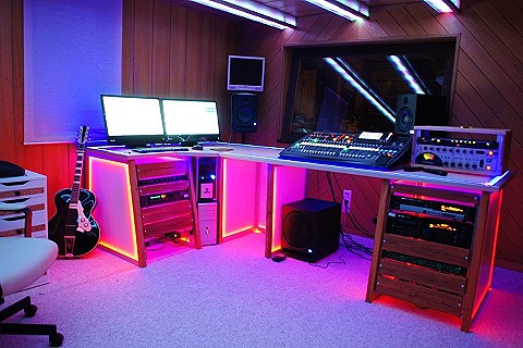 studio_010.jpg